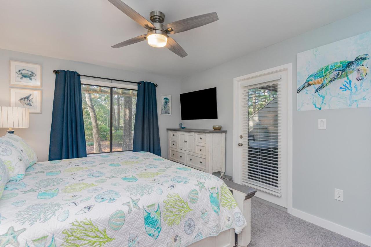Completely Remodeled And Open 18c Richmond Park