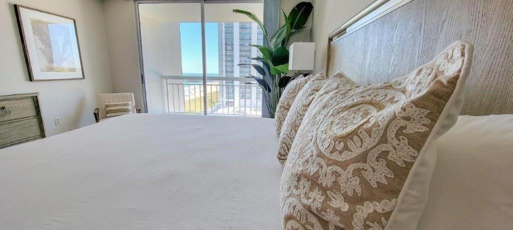 Stunning Ocean View Remodeled 2 Bedroom 2 Bath Condo, 908 South Hampton *