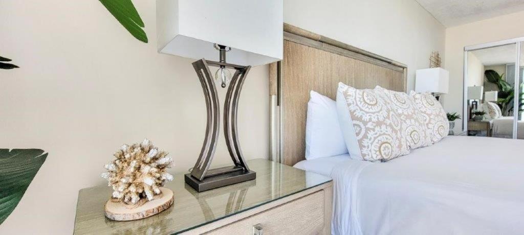 Stunning Ocean View Remodeled 2 Bedroom 2 Bath Condo, 908 South Hampton * Myrtle Beach