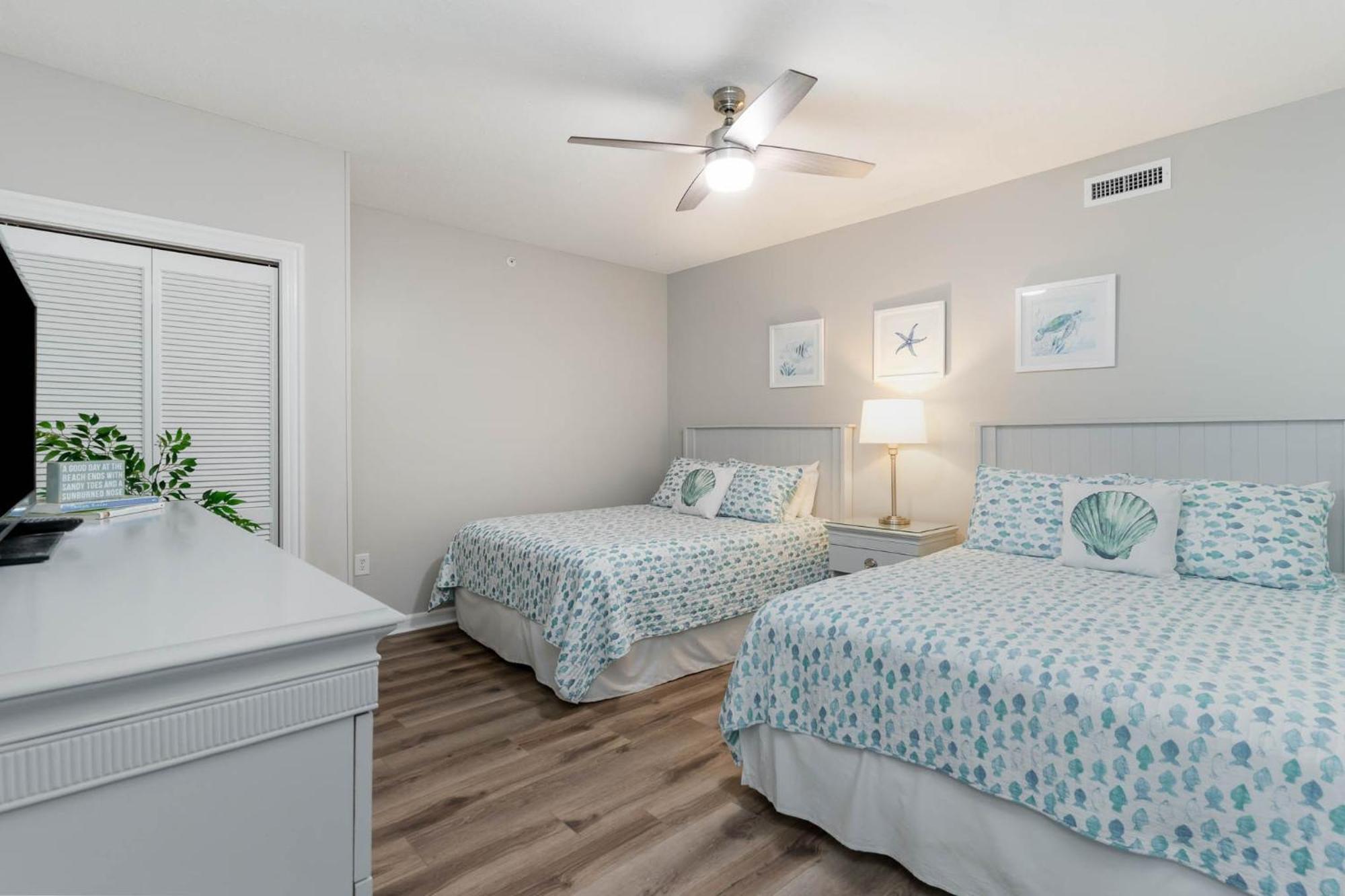 Ocean View 3 Bedroom Unit At Royale Palms-907