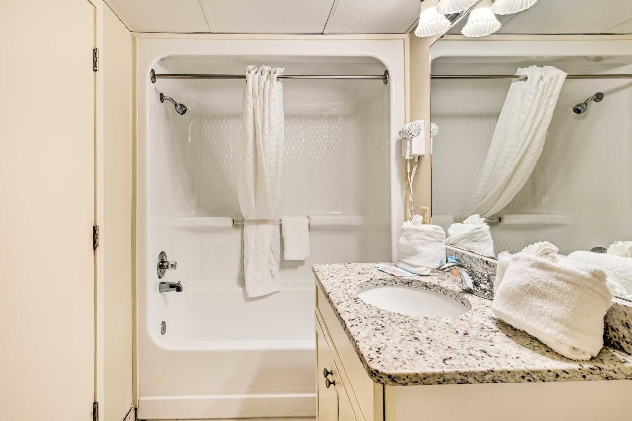 Oceanfront Myrtle With Balcony!