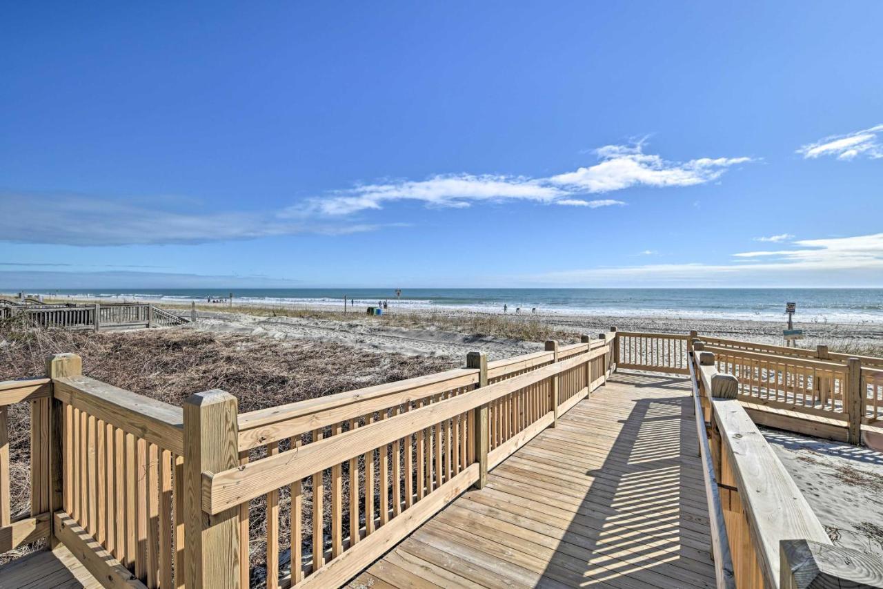 Cozy Myrtle With Community Pool!