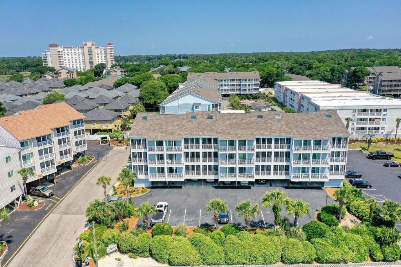 Spacious On Shore Drive