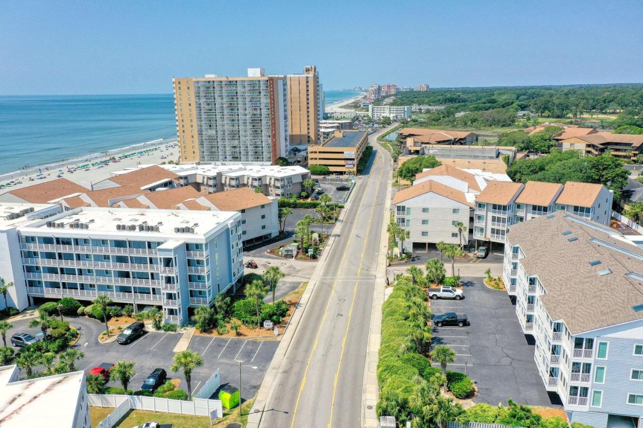 Spacious On Shore Drive *