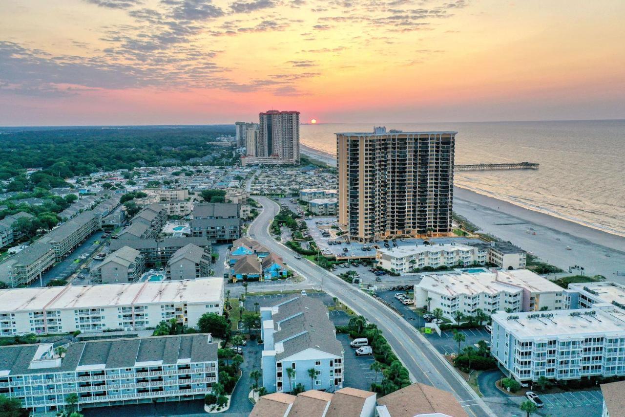 Spacious On Shore Drive