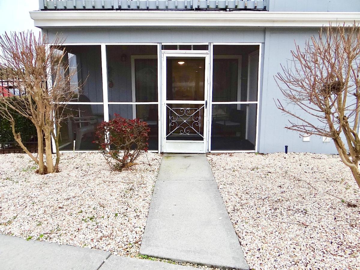 17a Gcr Lovely 2 Bed With Pool In Surfside *