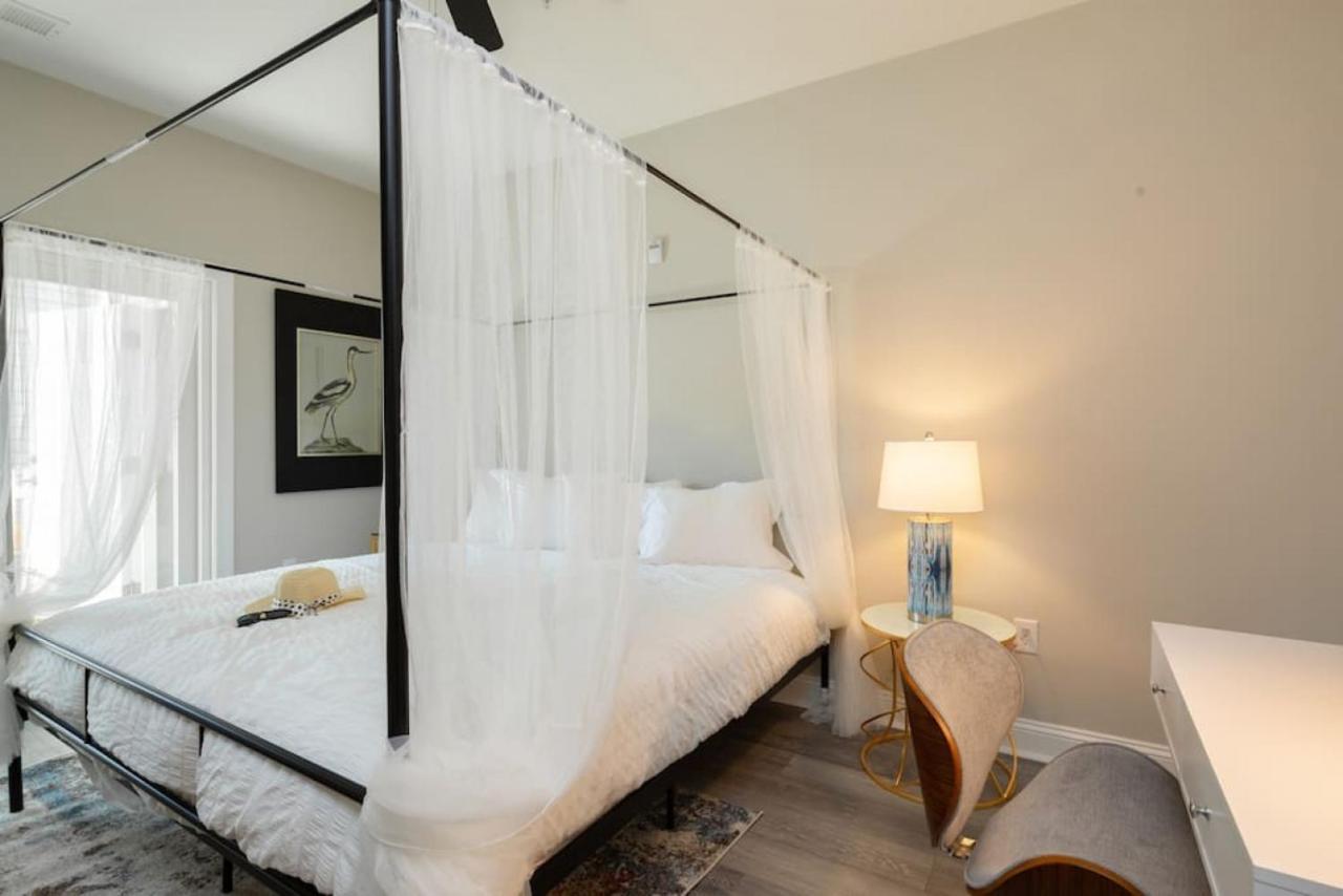 Modern 4br Near And Pier King Beds D Apartment
