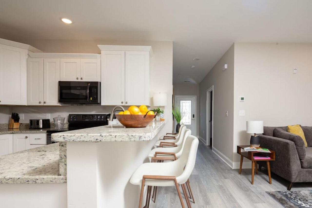 Lovely 4br King Beds Steps To And Pier H