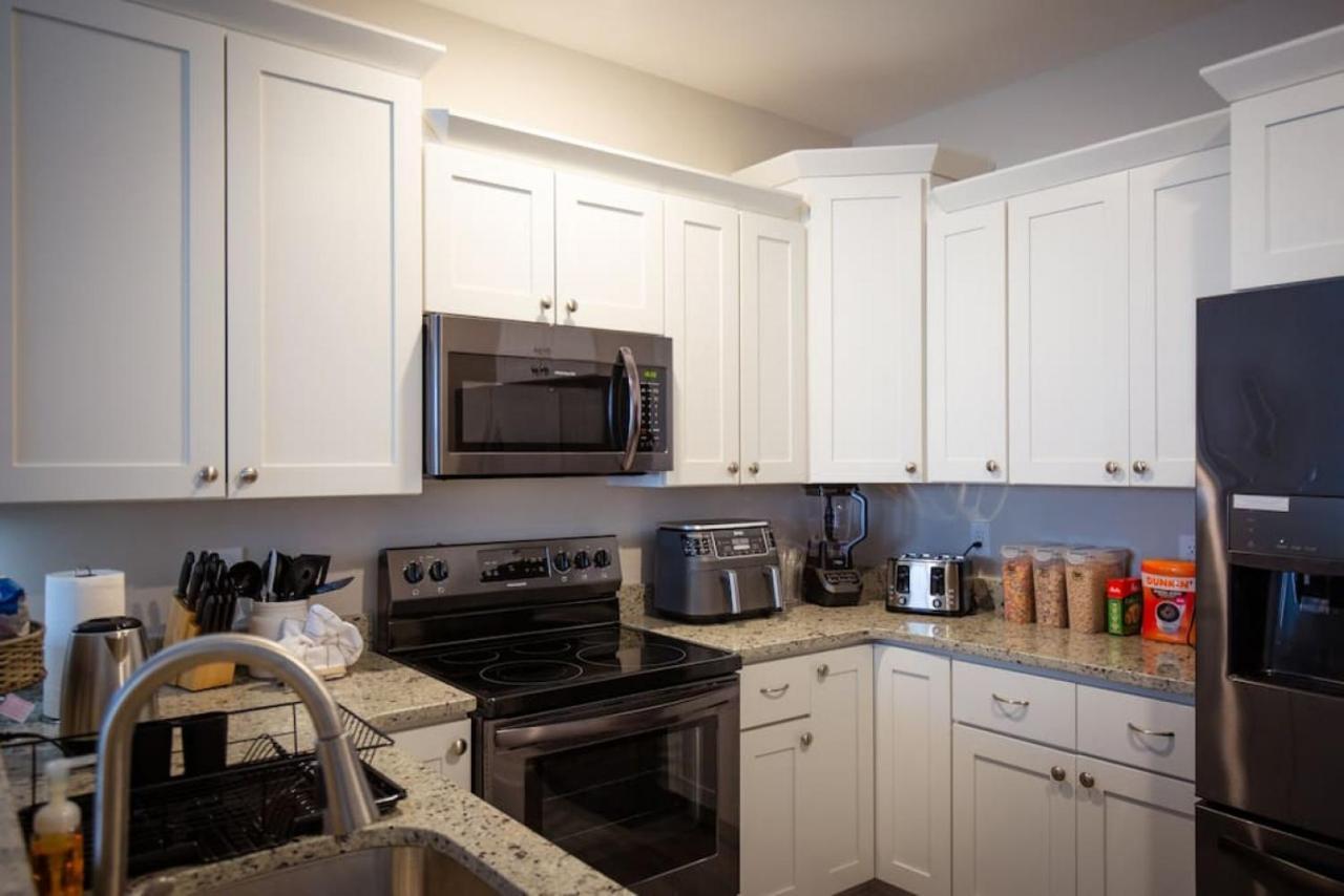 Apartment Lovely 4br King Beds Steps To And Pier H