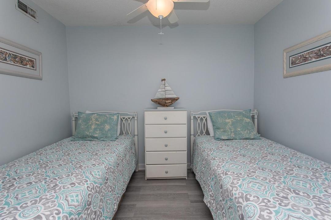 Royal Garden 705 Apartment