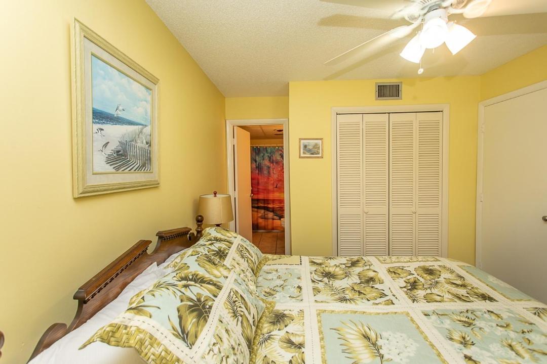 Royal Garden 515 Apartment