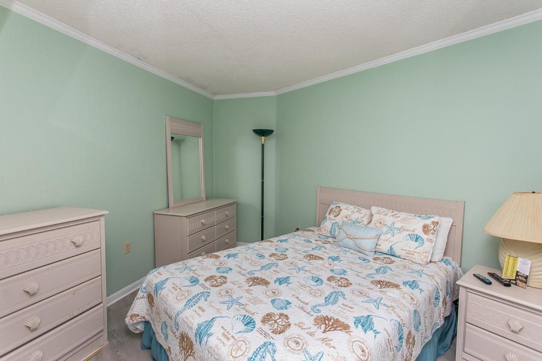 Royal Garden 1605 Apartment