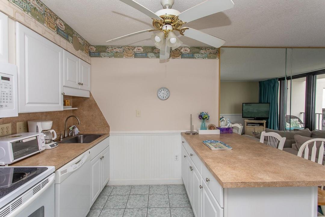Royal Garden 505 Apartment *