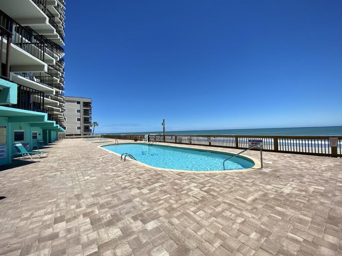 Royal Garden 1205 Apartment *
