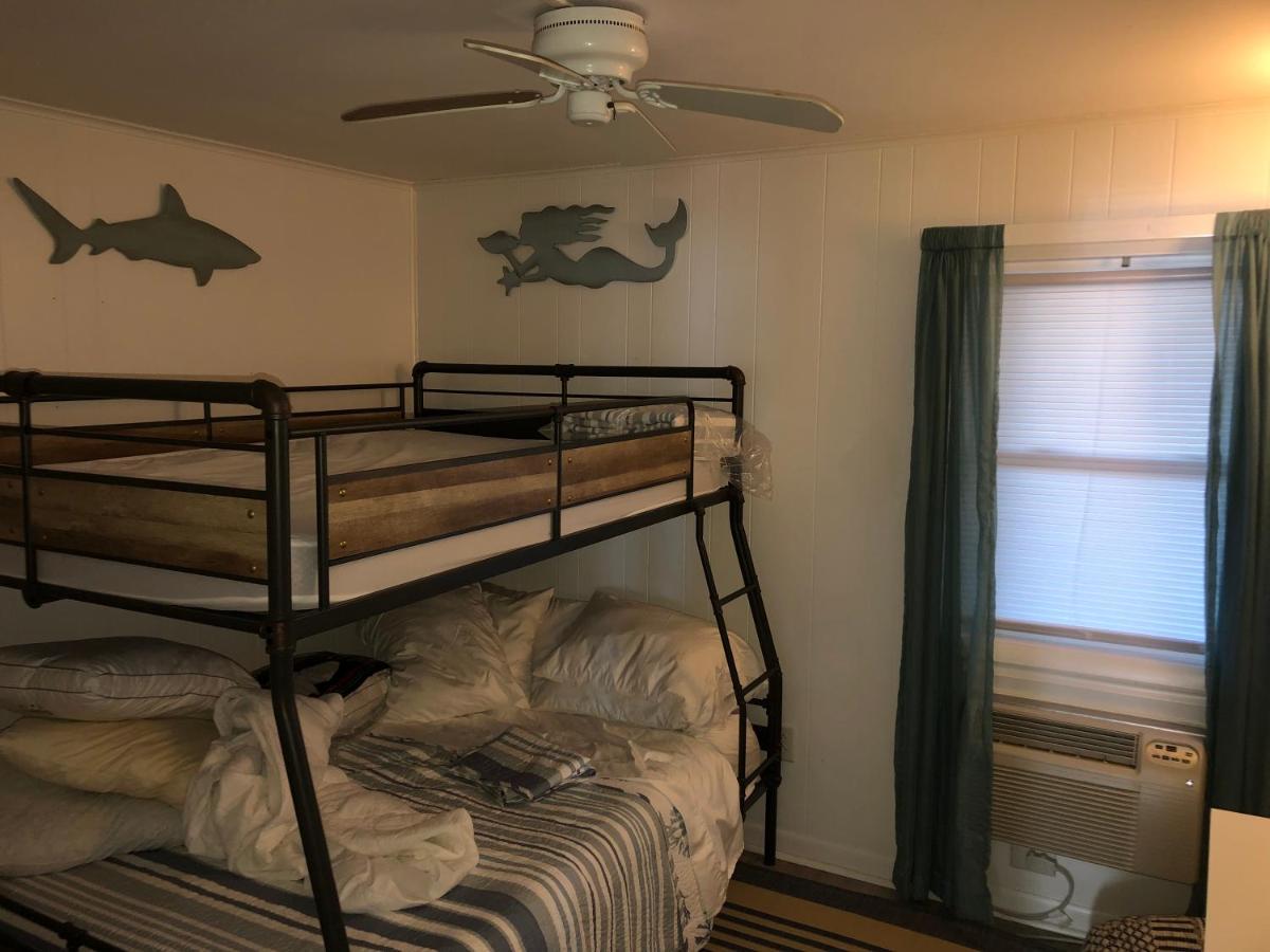 Lovely 2 Bedroom With Ocean View 304- 3rd Floor No Elevator Apartment *