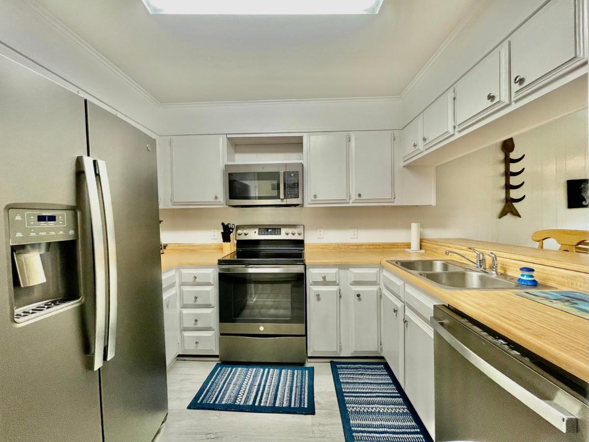 Apartment Lovely 2 Bedroom With Ocean View 304- 3rd Floor No Elevator