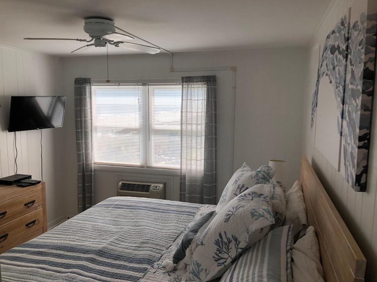 Lovely 2 Bedroom With Ocean View 304- 3rd Floor No Elevator Myrtle Beach