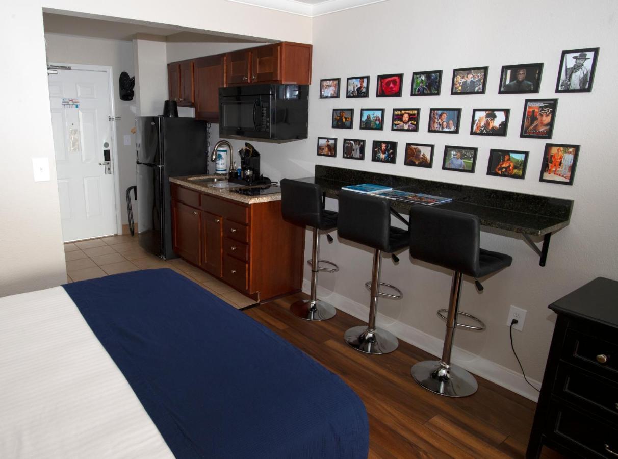 Aqua Hotel 3*