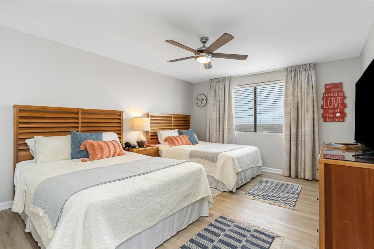 1203 Brighton Apartment *