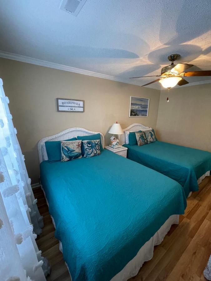 Breeze 3, Pet Friendly, Walking Distance To Atlantic Ocean Free Parking Myrtle Beach