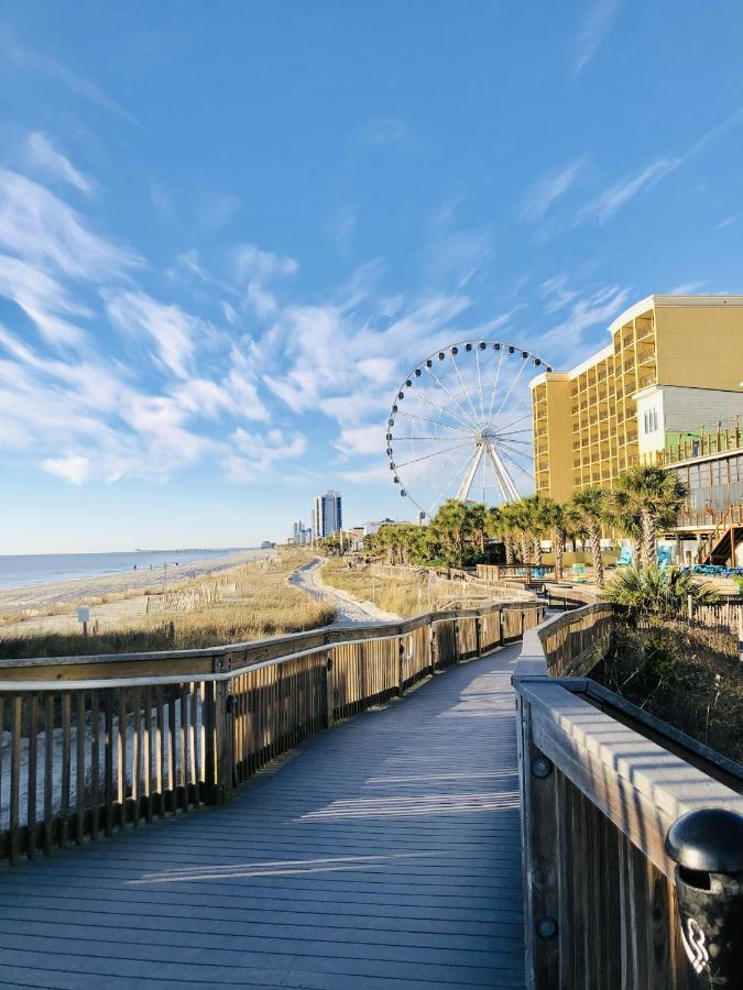 Luxury 2 Beds 2 Bath Ocean Front *