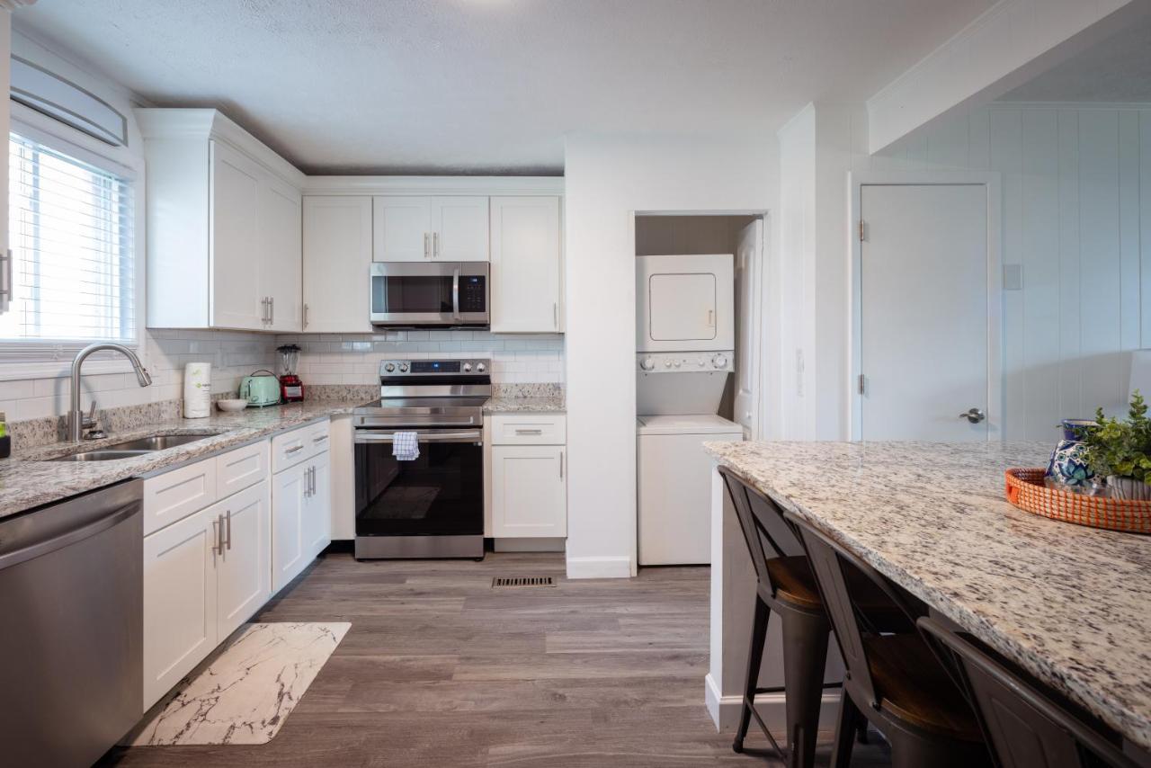 Ocean Stroll Apartment