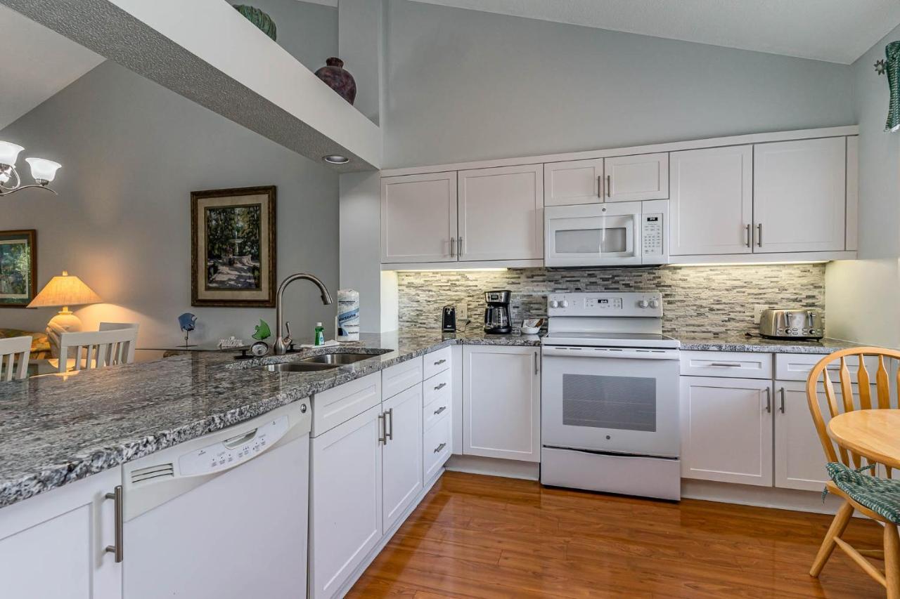 Comfortable 2 Bedroom 2 Bath - 12g Richmond Park * Myrtle Beach
