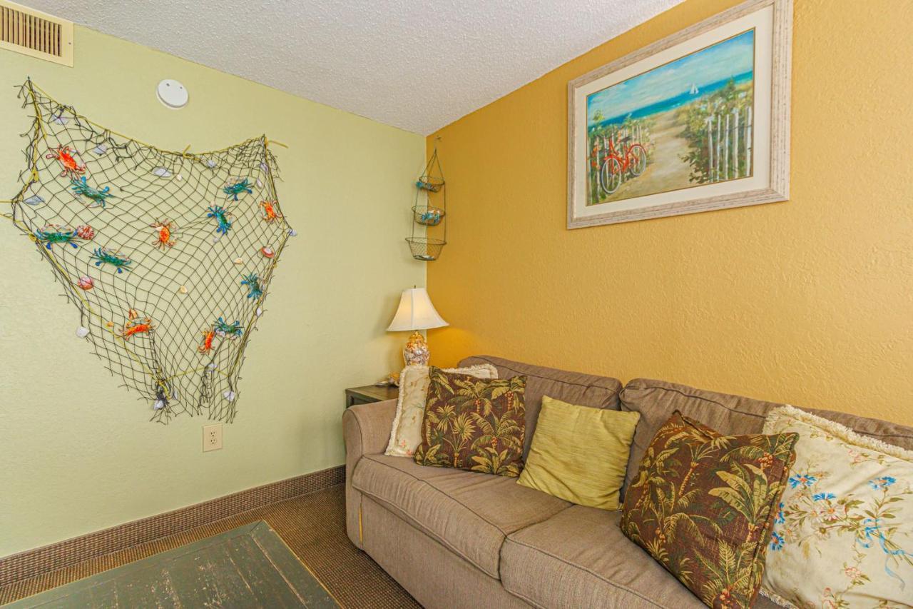 Oceanfront 1 Bedroom Dunes 2626 Sleeps 6