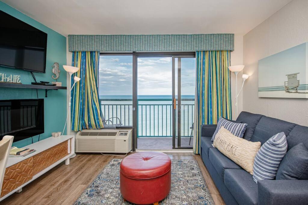 Apartment :) Water Front Retreat - Sleeps 8