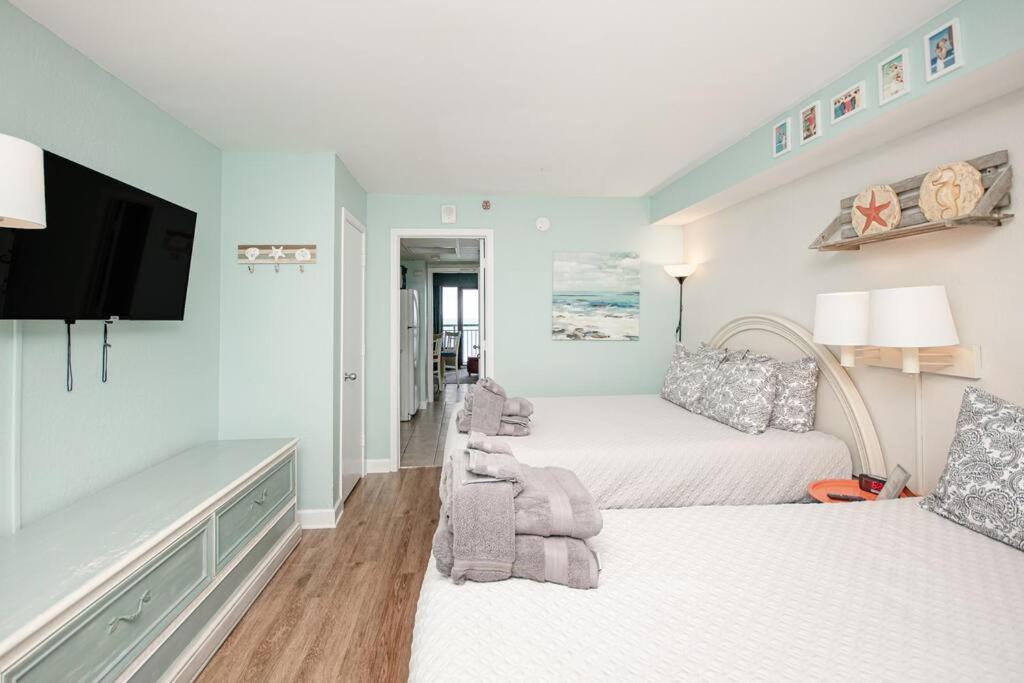 :) Water Front Retreat - Sleeps 8 Myrtle Beach
