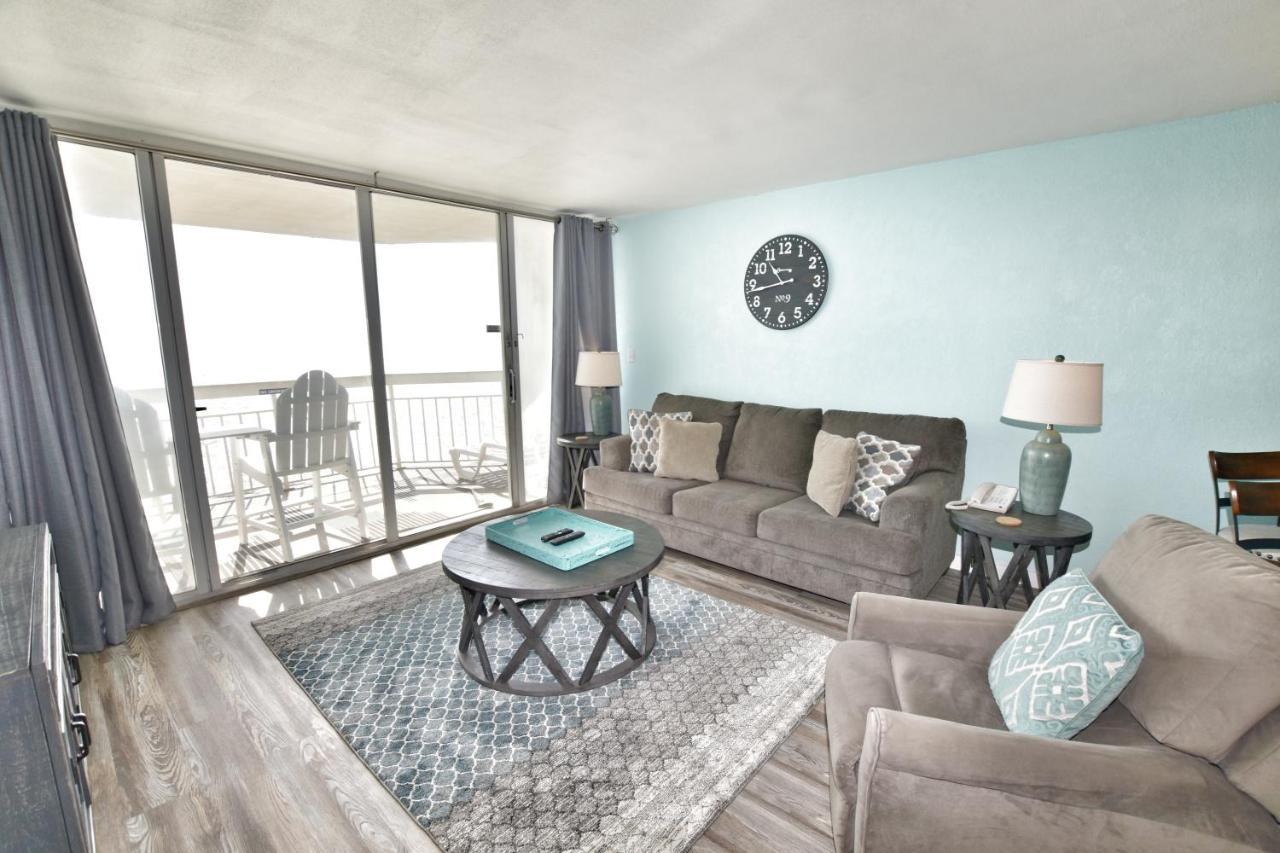 1108 Waters Edge Apartment