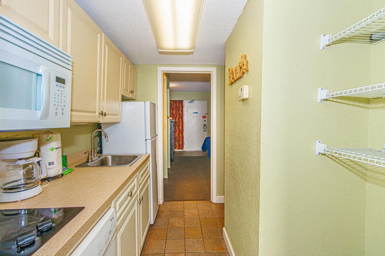 Apartment Oceanfront 1 Bedroom Dunes 2626 Sleeps 6 *