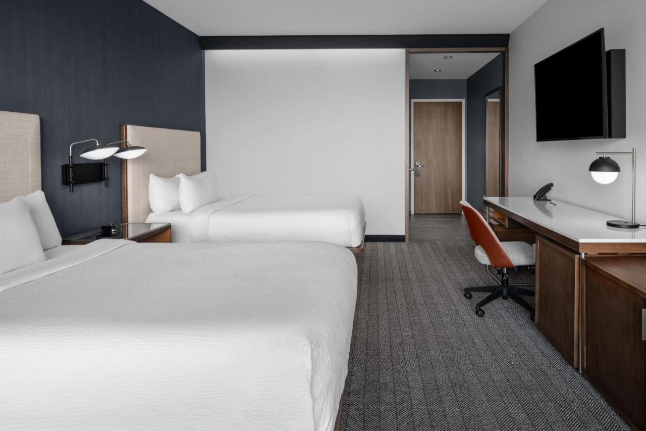 Courtyard By Marriott Myrtle Oceanfront Hotel 3*