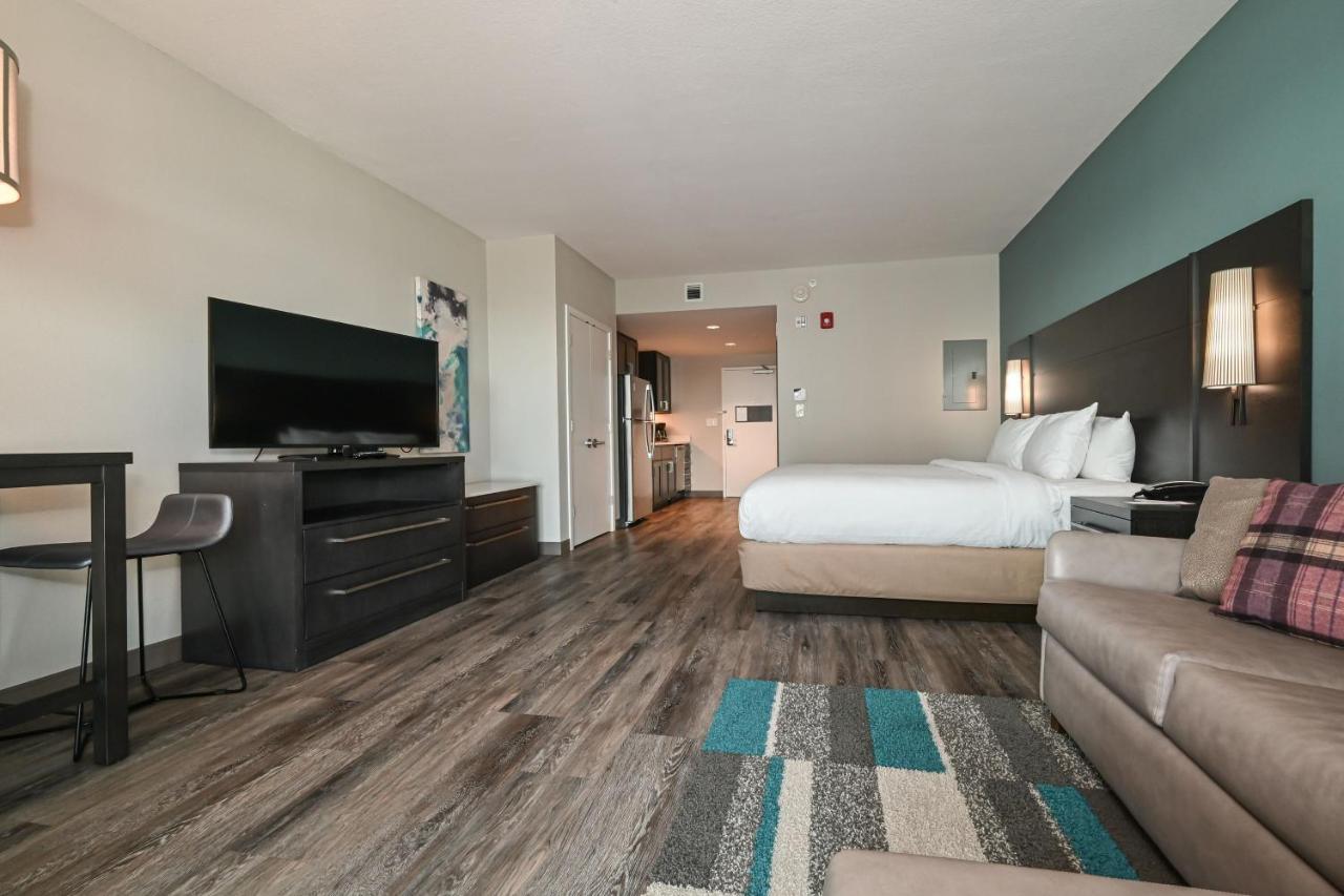 By Marriott Myrtle Oceanfront Hotel 2*