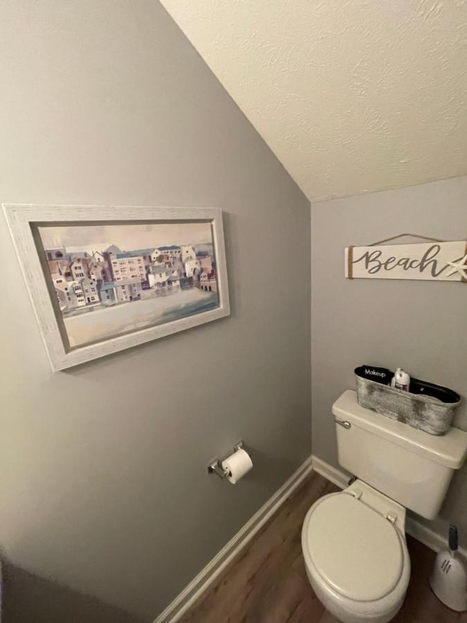 Pink Flamingo/walk To W/ King Bedroom Holiday home Myrtle Beach