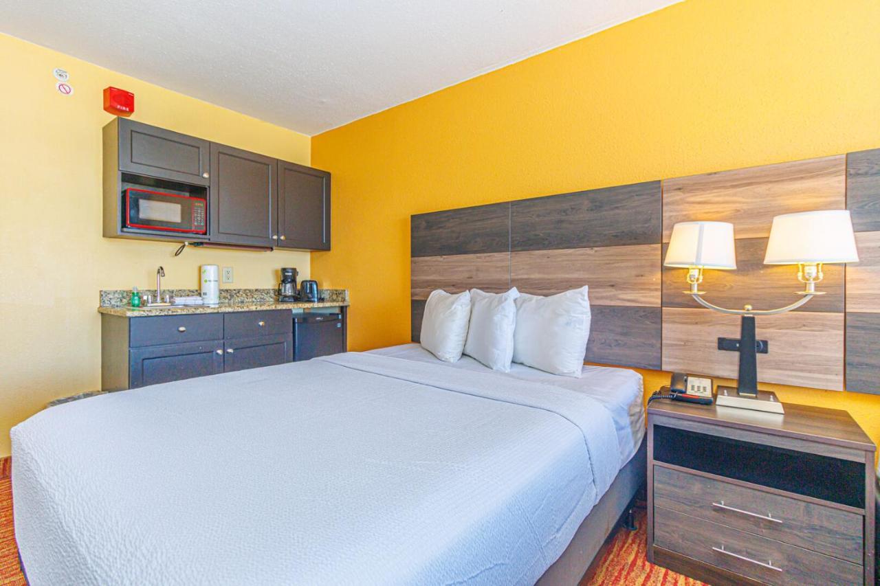 Ocean View Queen Landmark 1125 Apartment Myrtle Beach