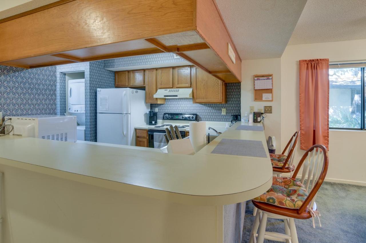 Apartment With Perks - Walk To Myrtle Beach!