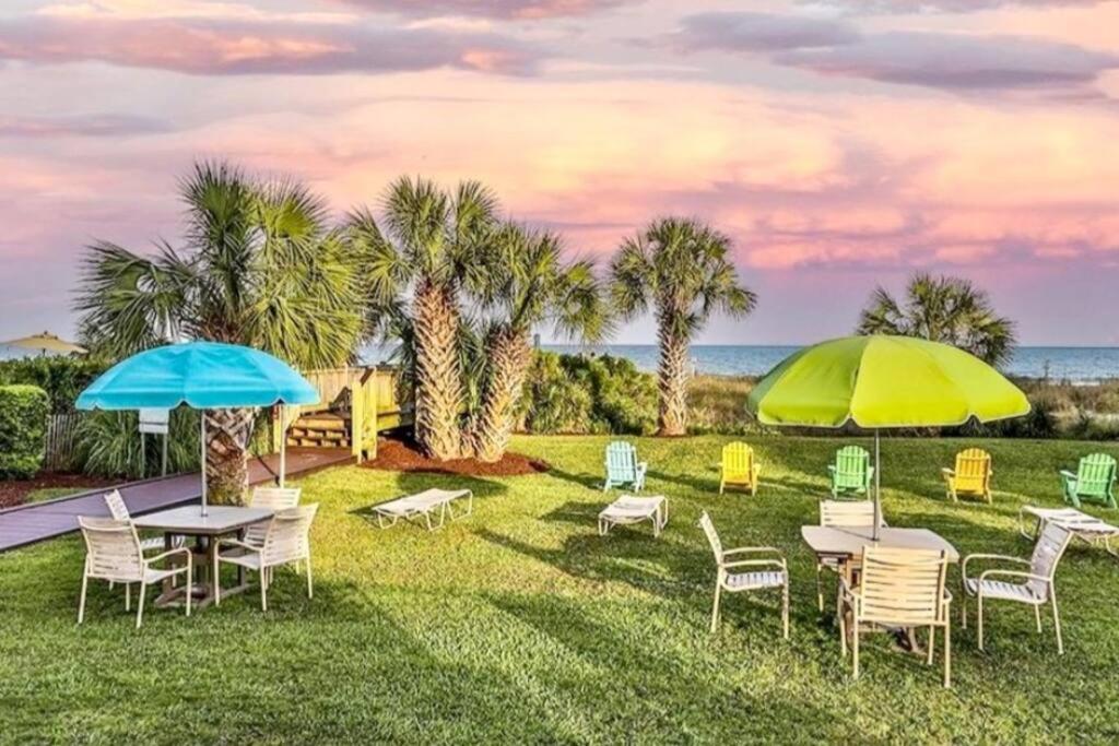 Apartment Ocean View On The Beach!