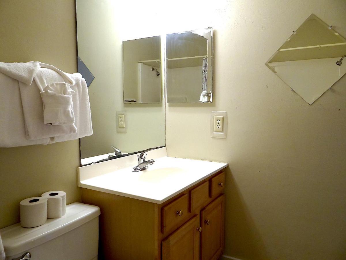 Sandpiper Cottage- A251 Myrtle * Myrtle Beach
