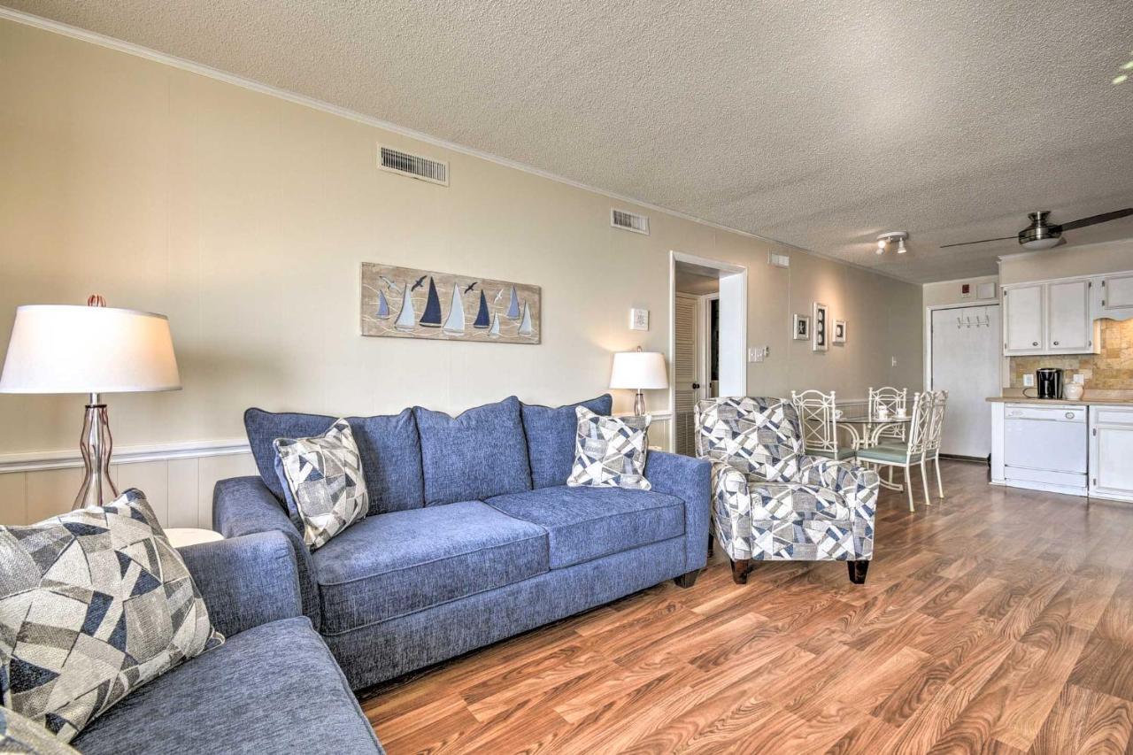 Sun-dappled With Balcony And Secluded Beach! Apartment *