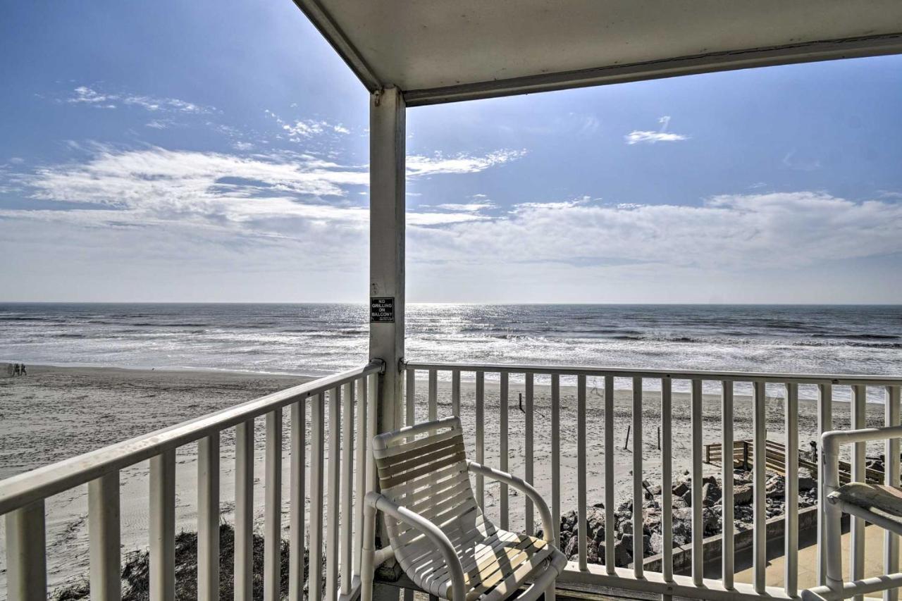 Apartment Sun-dappled With Balcony And Secluded Beach! Myrtle Beach