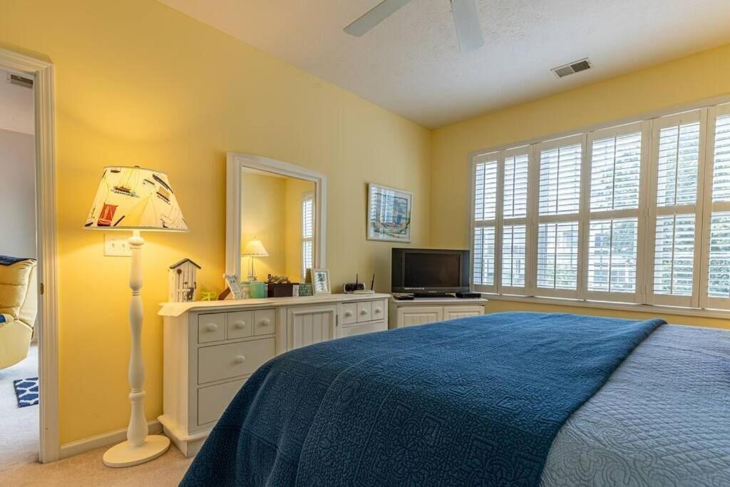 Apartment Ocean Keyes #1722:pool, Beach, Golf Courses, Grills, & Wifi!