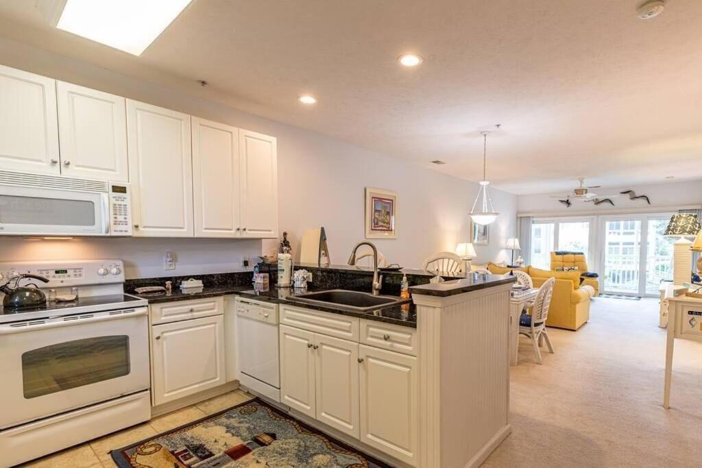 Ocean Keyes #1722:pool, Beach, Golf Courses, Grills, & Wifi! * Myrtle Beach