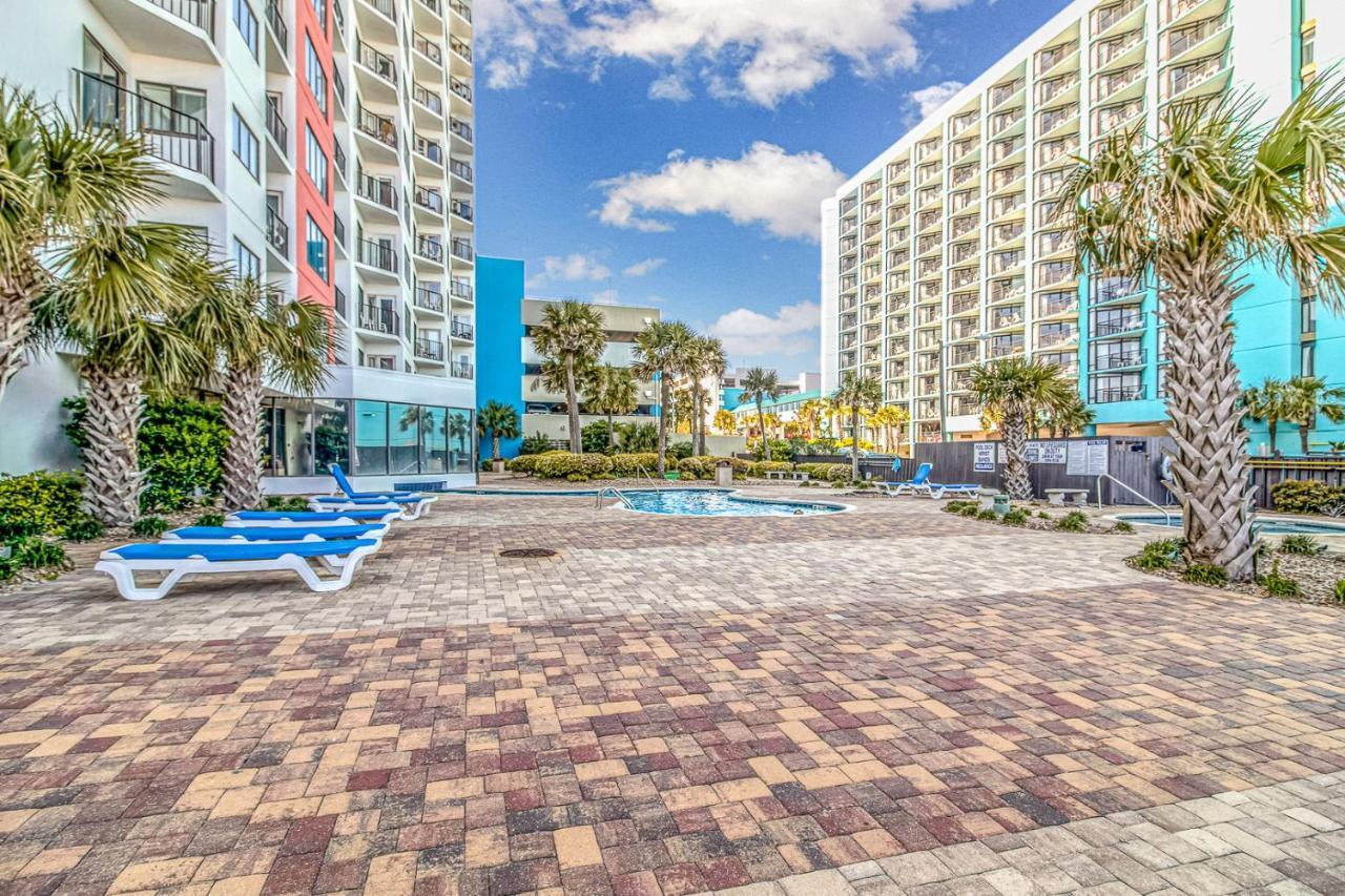 Stunning Ocean View 2 Bedroom Condo- Nicely Updated & Sleeps 6! Palace Unit 408