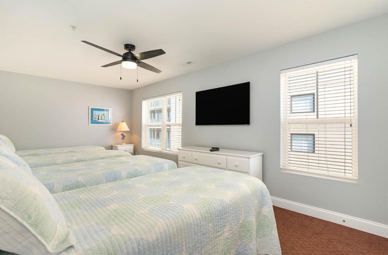 Holiday home Spacious Penthouse Ocean Front 7 Bedroom - Ambassador Unit 401 *