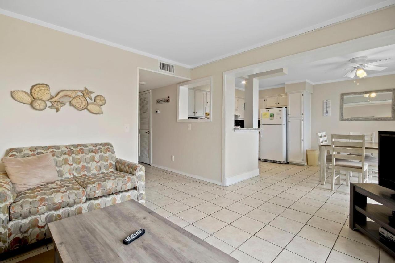 Holiday home Myrtle A213