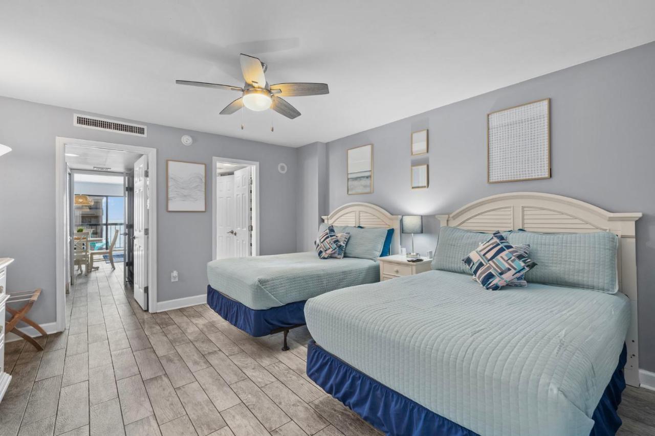 Apartment By The Sea! Renovated With Ocean Views! *