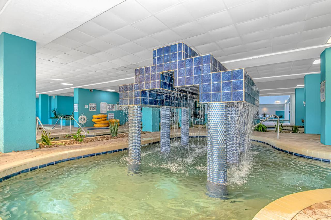 Apartment Ocean View Queen Landmark 1125 *