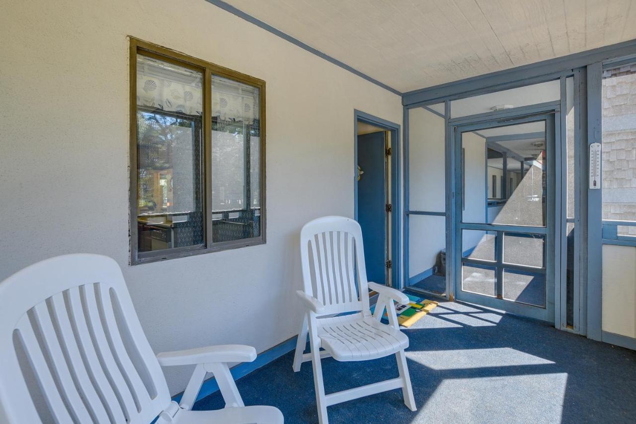 With Perks - Walk To Myrtle Beach! Apartment