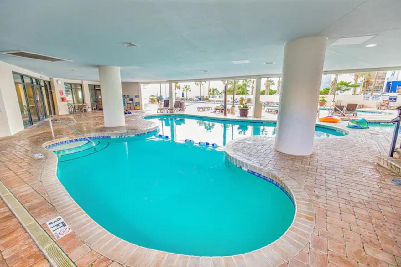 New ! Unique Oceanfront At Ocean Reef Resort-free Parking - Amazing Pools *